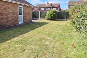 SAMSONS ROAD- click for photo gallery